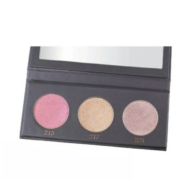 KAB Cosmetics Glow Me Up SUGAR RUSH Highlighter Palette New In Box - Picture 2 of 5